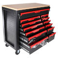 Chariots d’atelier avec outils